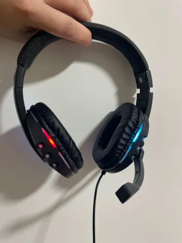 Fone de Ouvido Gamer Headset com Microfone e Luz LED RGB