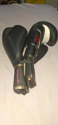 Luvas de Boxe nova 