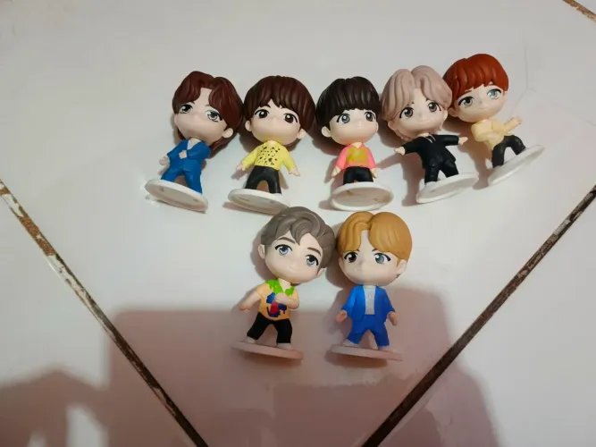 BONECOS BTS MAC DONALDS