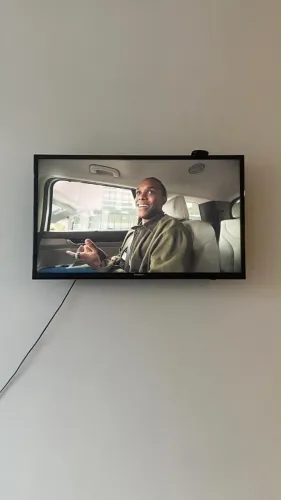 TV SAMSUNG 39P + ROKU SMART