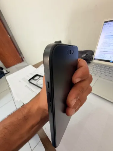 IPhone 15 - 256GB PRETO