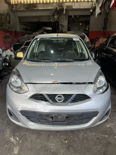 Sucata Nissan march 1.6 para retirada de peças 