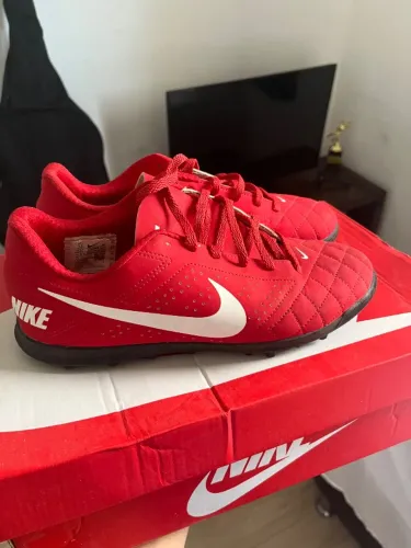 Nike Society em Ótimo Estado