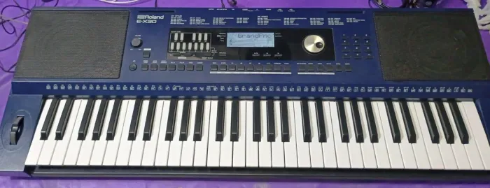 Teclado Roland EX-30
