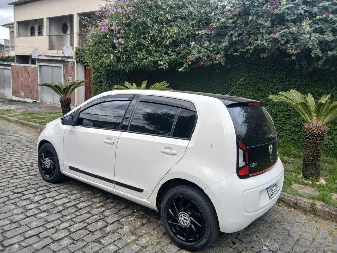 Volkswagen Up! Move 1.0 TSI Total Flex 12V 5P 2016