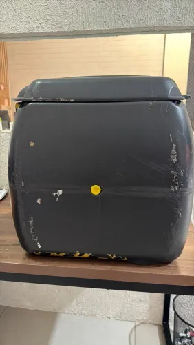 Baú 100L ICbras + suporte