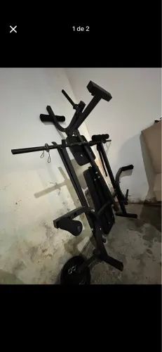 Equipamento de musculação