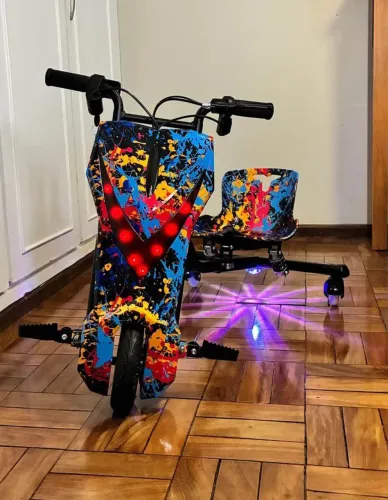 Triciclo Elétrico infantil