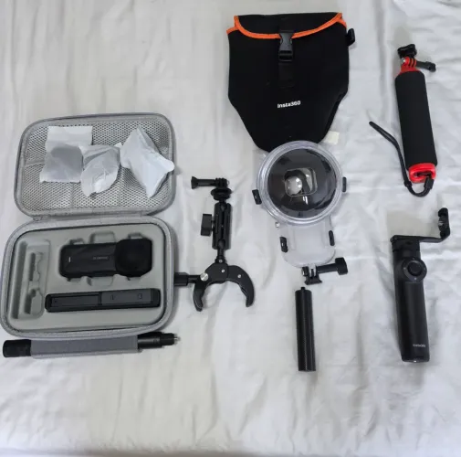 Insta360 x5 essential bundle + acessórios 