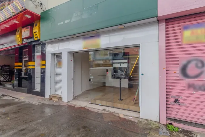 Loja na Avenida Conselheiro Carrão, 2807 150 m²