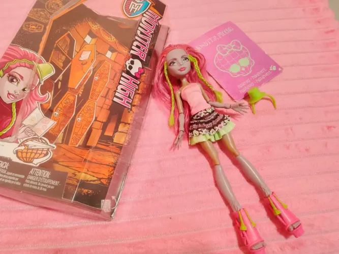 Boneca monster high Marisol