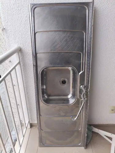 Pia inox bom estado