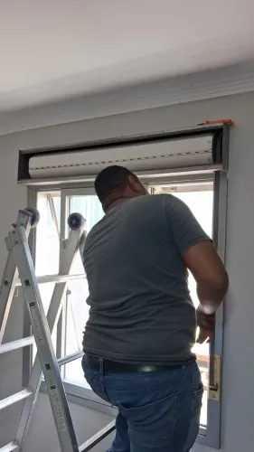 Conserto de Venezianas e Persianas , Higienizaçao e Reparos