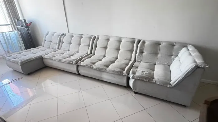 Sofá modulado pra sala ampla