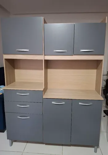 Vendo Armário Cozinha Seminovo (09 meses de uso). Para retirada.