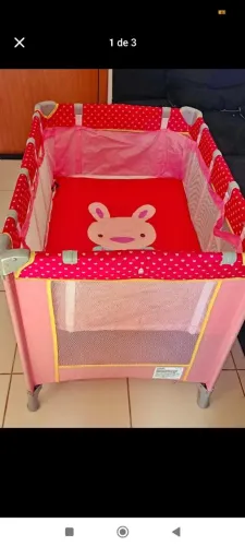 Chiqueirinho menina marca Voyage R$280 semi novo,com apenas um detalhe como está na foto 