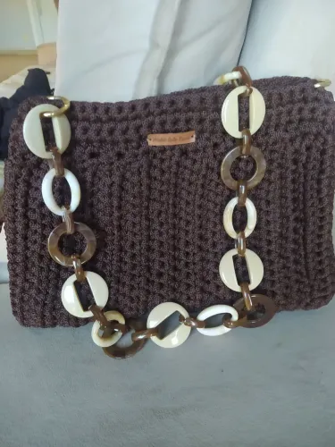 Bolsa artesanal linda e elegante ?