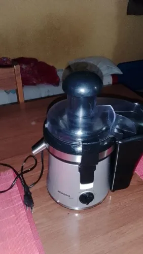 Triturador e Compressor de Frutas e Legumes! Marca "Mundial Jurce" 