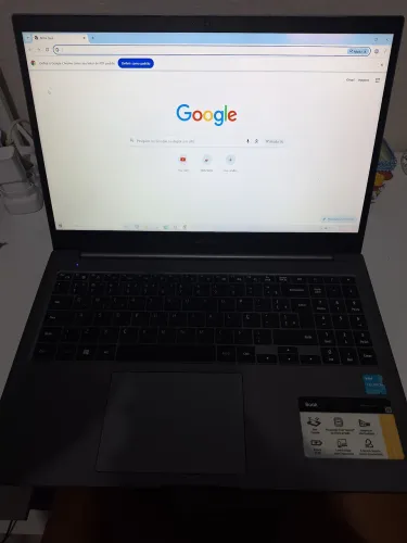 Notebook Samsung Book (DEFEITO LEVE NA TELA)