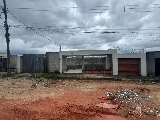 Imóvel com excelente localização Casa no Dumaville, Esmeraldas - MG, Nº 100, 1 vaga, 205,