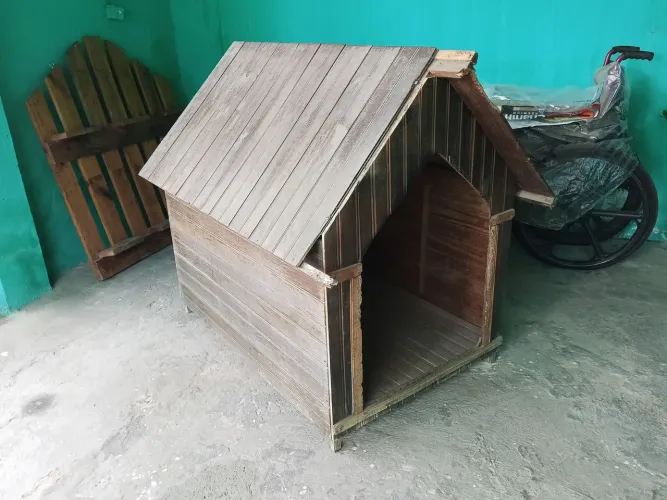 Casinha de Cachorro - Tamanho Grande Usada