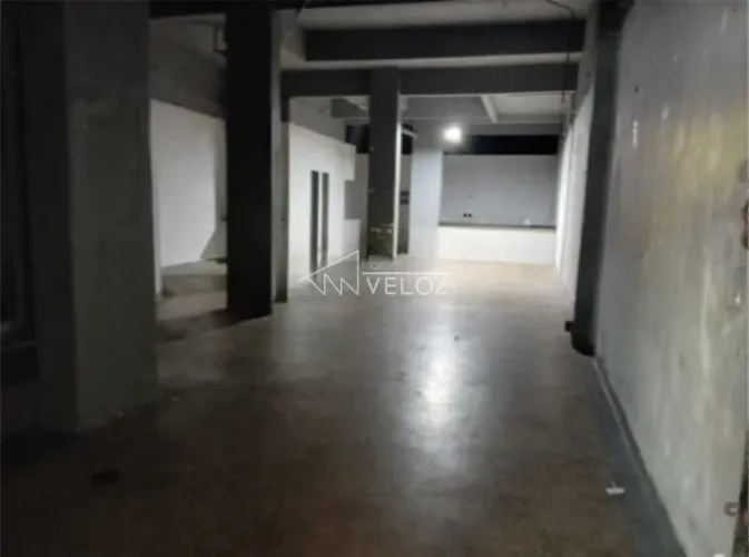 Loja : / Comercial / Humaitá