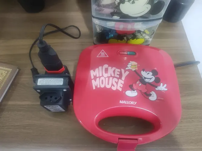 Transformador + sanduicheira do Mickey 