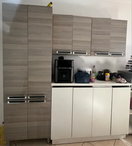 4 armários de cozinha