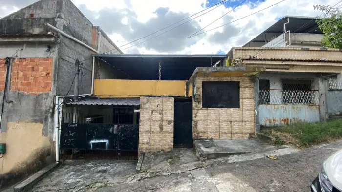 OPORTUNIDADE NA PAVUNA  IMÓVEL COM 150m², 2 CASAS + LOJA | ACEITA PROPOSTA