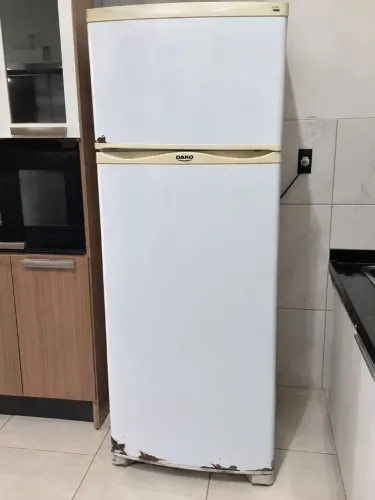 Geladeira Dako REDK37A 337 litros