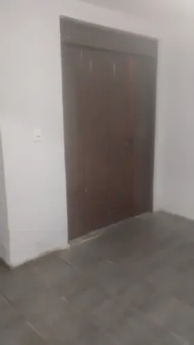 Gostaria quem seja mulher queria devide casa meu ZAP *