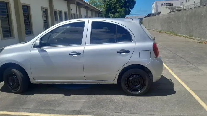 Nissan March S 1.0 12V Flex 5P 2017