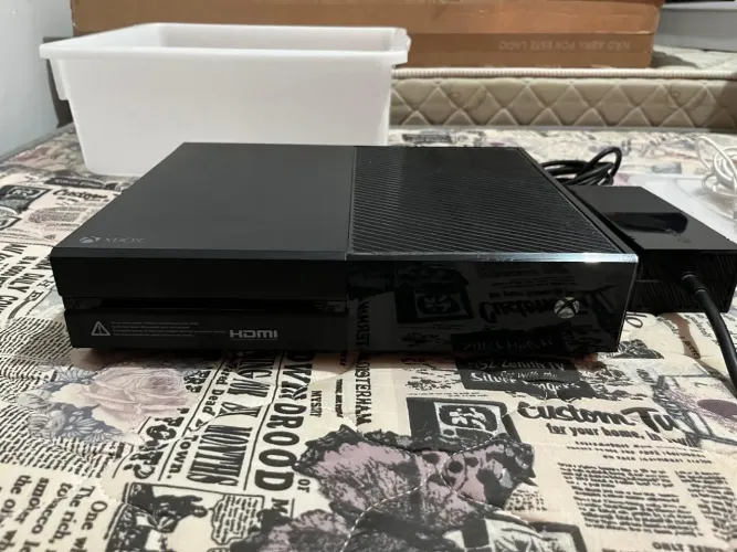 XBOX ONE USADO COM CONTROLE GAMESIR E HD 1TB