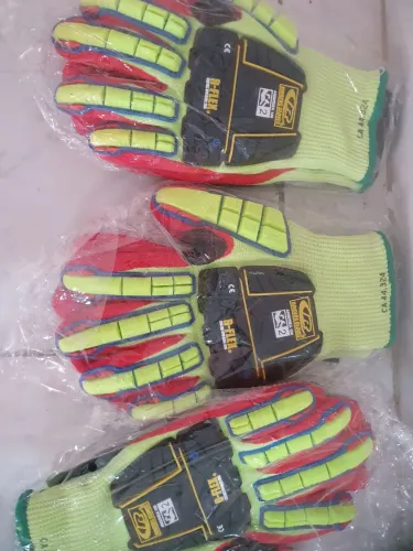 Luvas