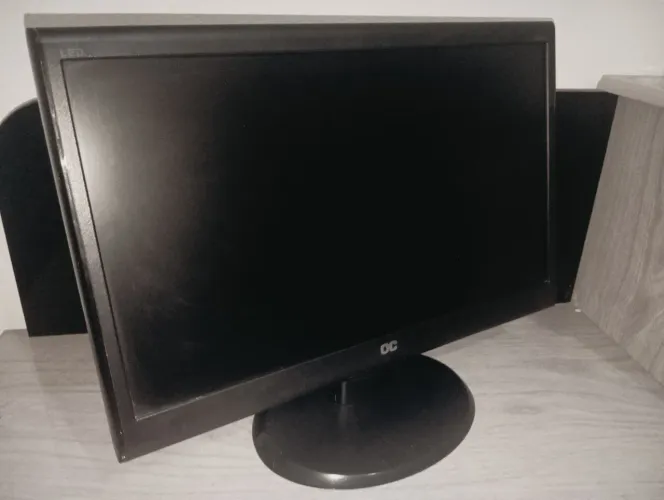 Monitor 2012, modelo e950Sw