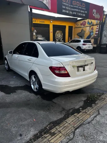 Mercedes-Benz C-180 CGI Classic 1.8 16V 156cv Aut. 2012