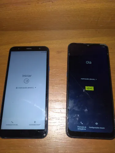 Vendo os 2 celular por 300.Tudo funcionando perfeitamente J4 core, moto e7 