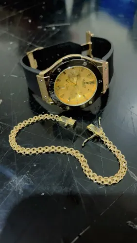 RELÓGIO DOURADO + PULSEIRA BRINDE