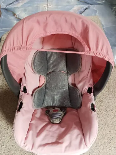 Bebê conforto Burigotto rosa 