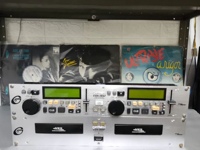 GEMINI CDX 802