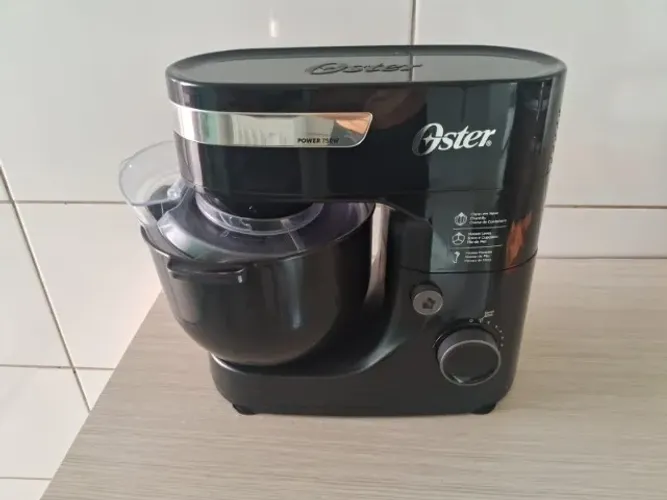 Batedeira Planetária Oster 750W (127V)