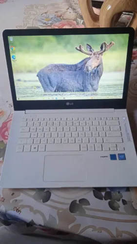 Ultrabook / Notebook LG14U360 - Proc. Intel - SSD 120Gb - 4Gb Mem. DDR3