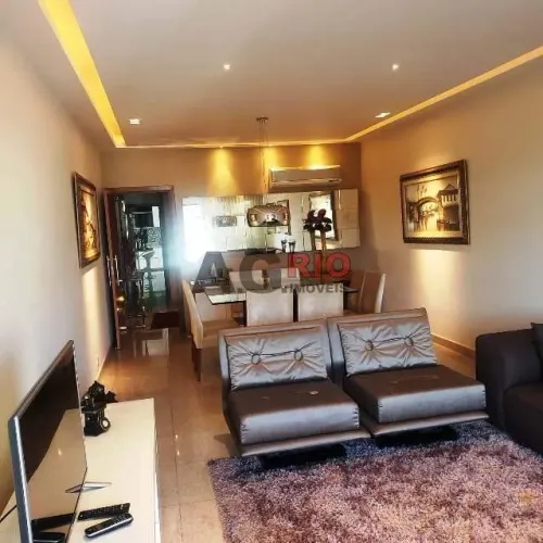 APARTAMENTO À VENDA COM 3 QUARTOS EM VILA VALQUEIRE