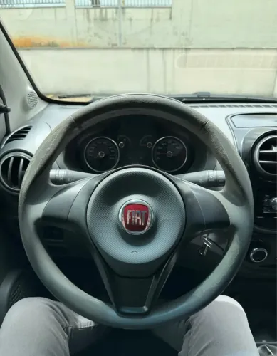 Fiat Palio Essence 1.6 Flex 16V 5P 2015