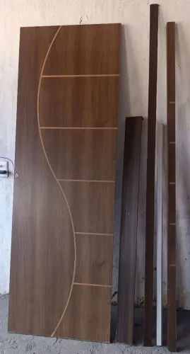 Porta de correr com fechadura 