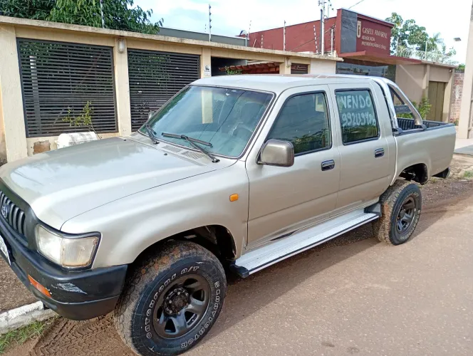 Toyota Hilux CD 4X4 2.8 Diesel Mec. 2026