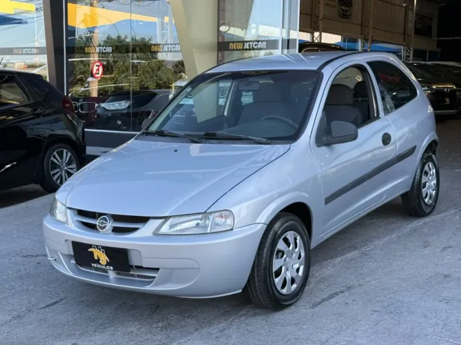 Chevrolet Celta Super 1.0 MPFI 8V Flexpower 3P 2004