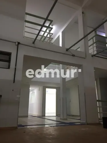 PREDIO para VENDA E ALUGUEL com 1100m² no bairro Vila Marina com 0 quartos e 0 vagas. Sant