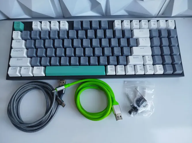Teclado mecânico MACHENIKE k500