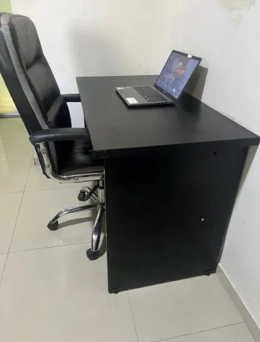 VENDO MESA DE ESCRITÓRIO + CADEIRA